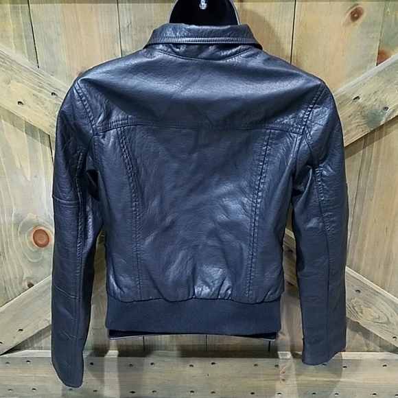JUNIORS BLACK VEGAN MOTO JACKET FAUX LEATHER BIKER STREET WEAR - Picture 2 of 8